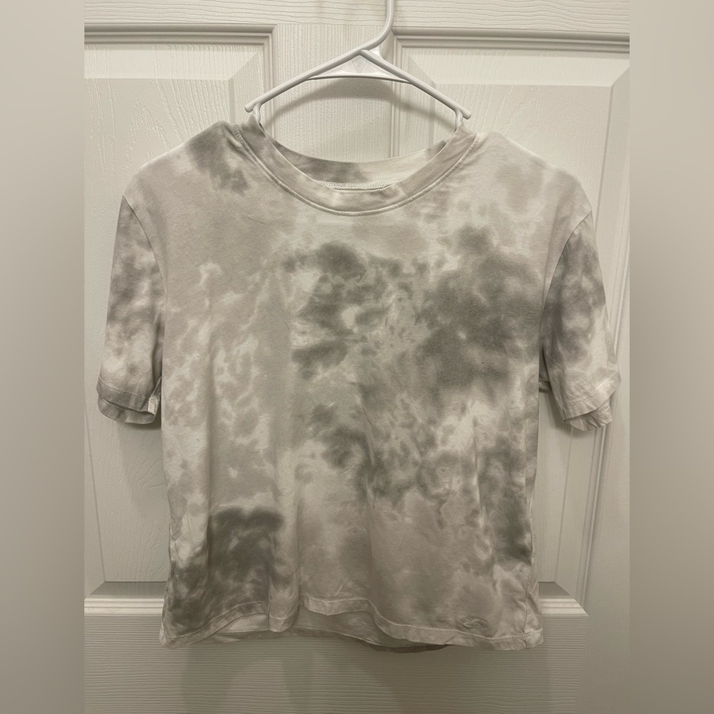 Hollister T-Shirt